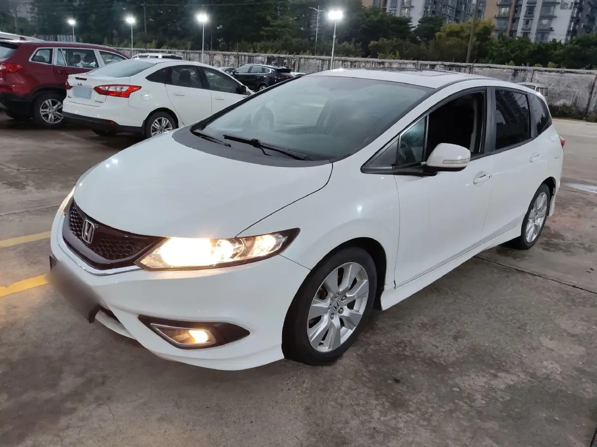 2016 Honda Jade 1.8L 141HP L4 5AT