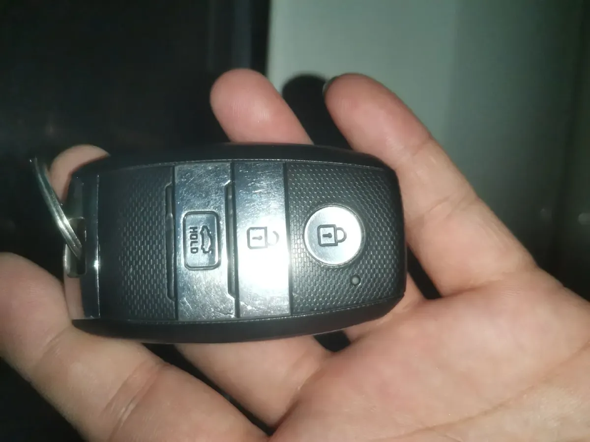 2017 Kia KX Cross 1.4L 100HP L4 6AT,autocango,china used car exporter,china ev exporter,chinese used car exporter,chinese used ev exporter