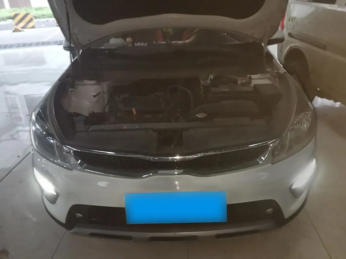 2017 Kia KX Cross 1.4L 100HP L4 6AT,autocango,china used car exporter,china ev exporter,chinese used car exporter,chinese used ev exporter