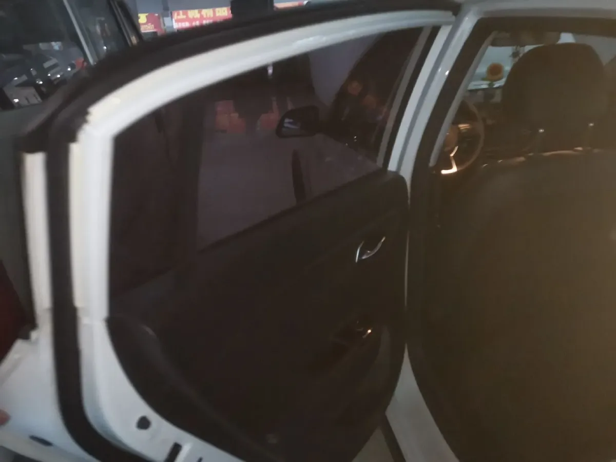 2017 Kia KX Cross 1.4L 100HP L4 6AT,autocango,china used car exporter,china ev exporter,chinese used car exporter,chinese used ev exporter