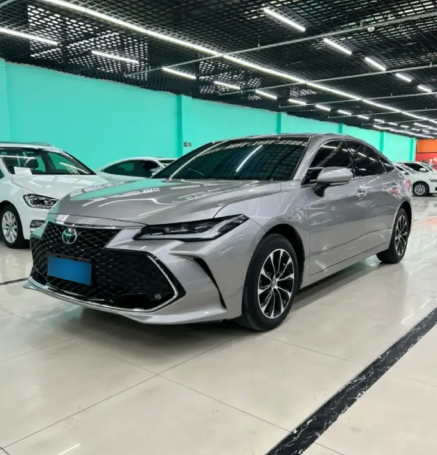 2023 Toyota Avalon 2.5L 207HP L4 8AT