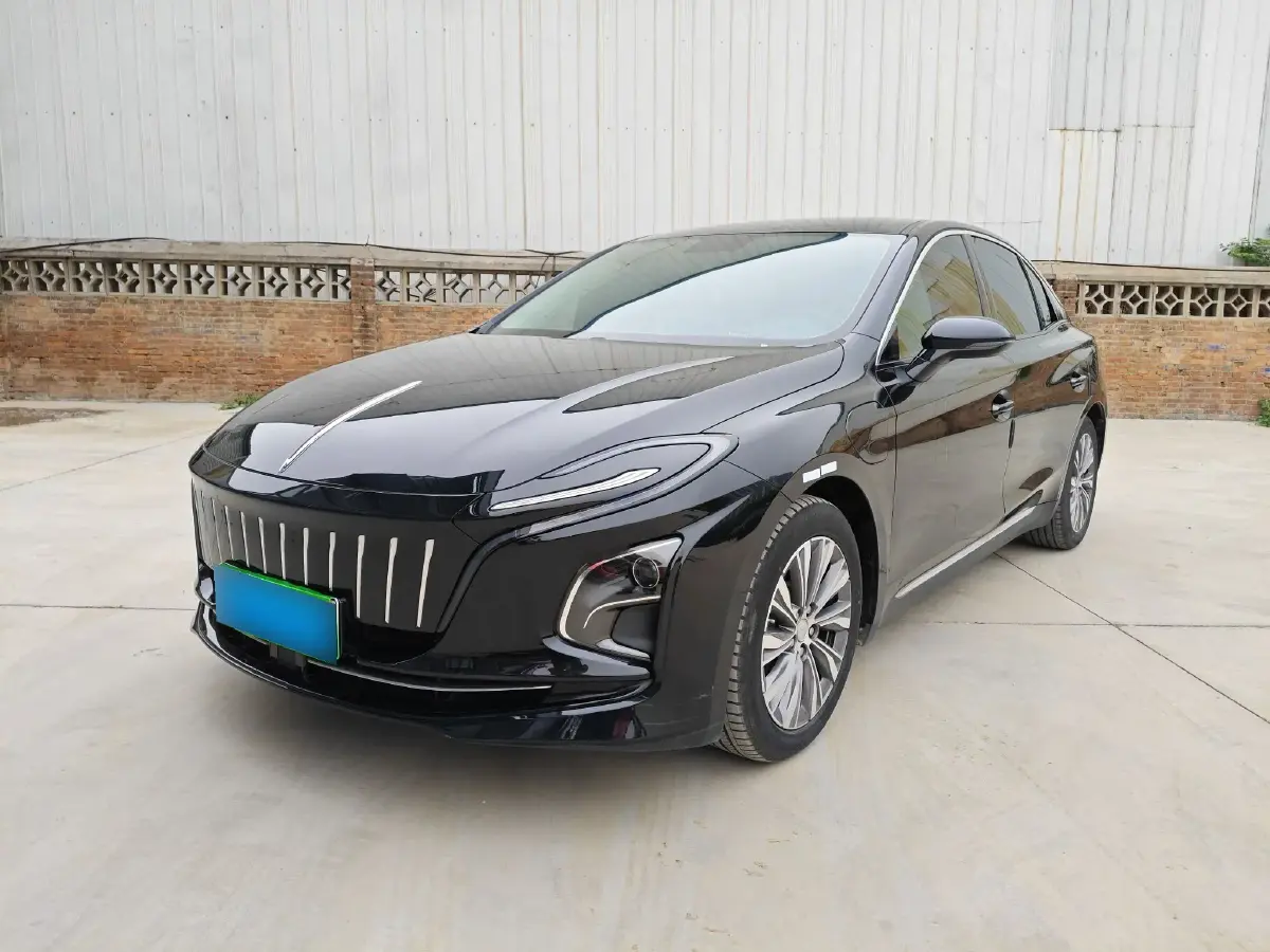 2022 HongQi E-QM5 BEV 54KWH