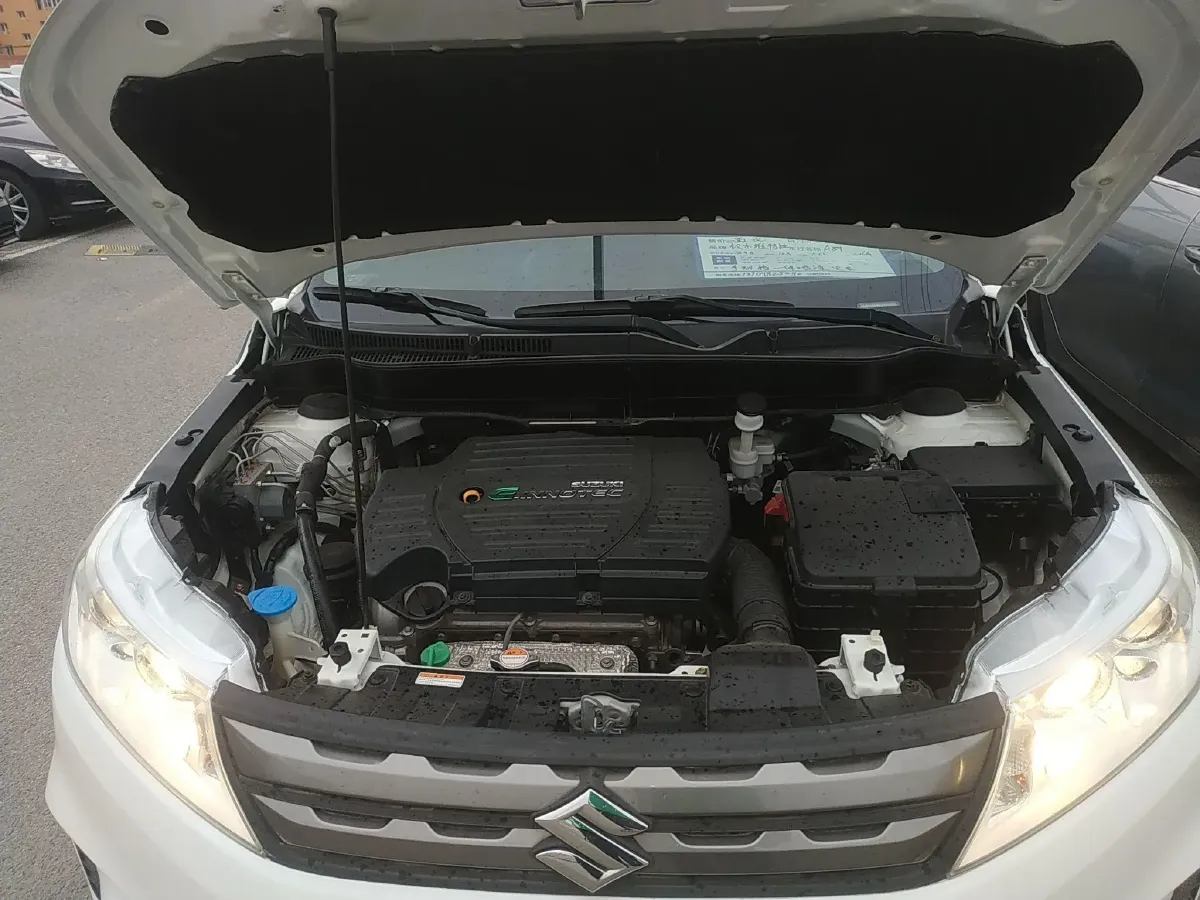 2016 Suzuki Vitara 1.6L 122HP L4 5MT,autocango,china used car exporter,china ev exporter,chinese used car exporter,chinese used ev exporter