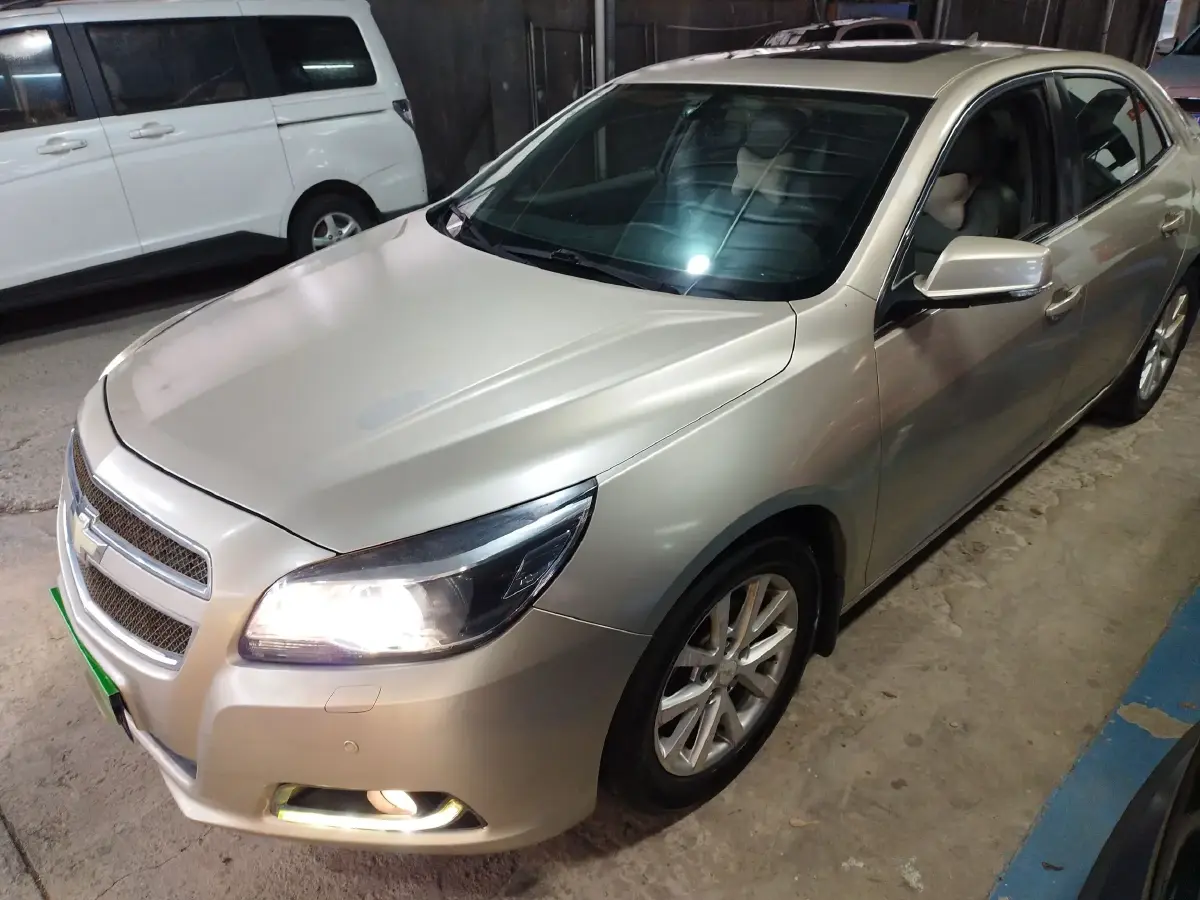 2014 Chevrolet Malibu 2.0L 154HP L4 6AT