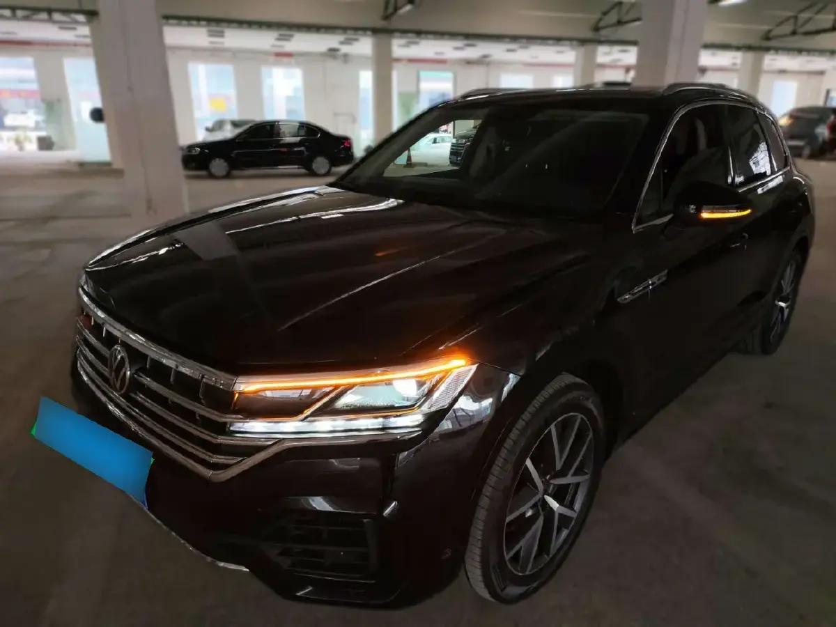 2021 Volkswagen Touareg 3.0T 340HP V6 8AT