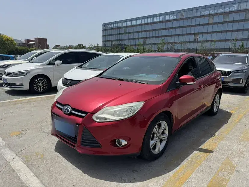 2012 Ford Focus 1.6L 125HP L4 6DCT