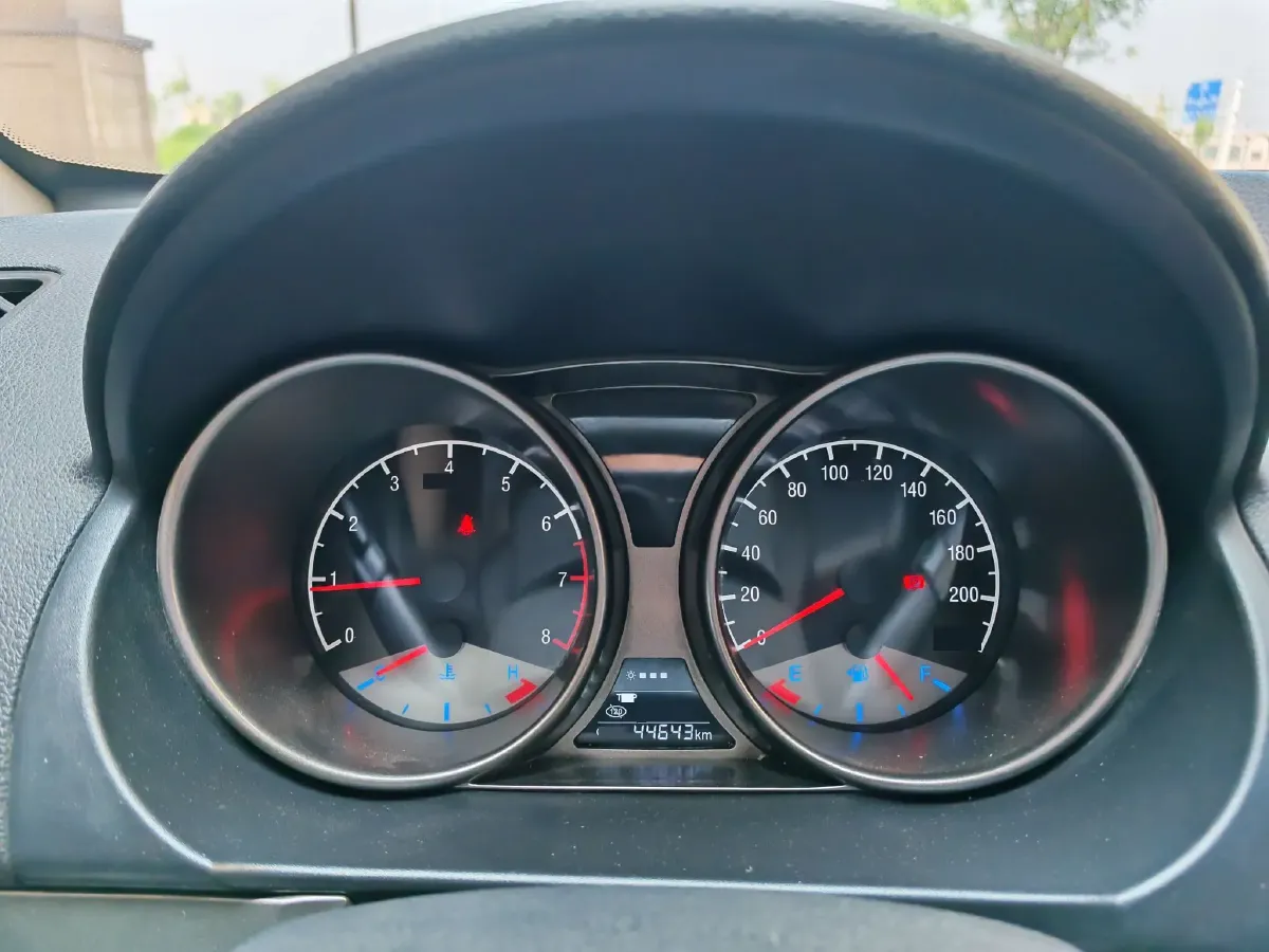 2015 Geely GX7 1.8L 133HP L4 5MT,autocango,china used car exporter,china ev exporter,chinese used car exporter,chinese used ev exporter