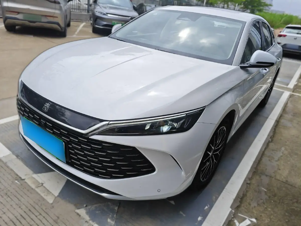 2024 BYD QinL 1.5L 101HP L4 E-CVT PHEV 15.87KWH