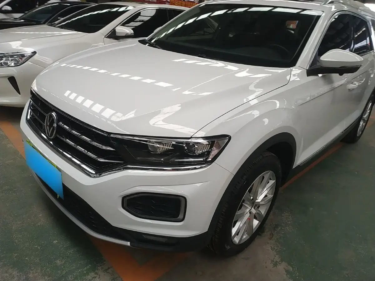 2022 Volkswagen T-Roc 1.4T 150HP L4 7DCT