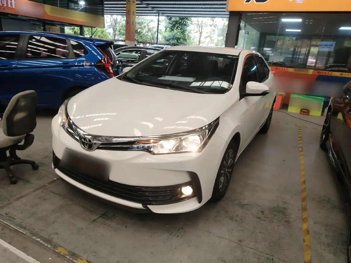 2018 Toyota Corolla 1.2T 116HP L4 CVT