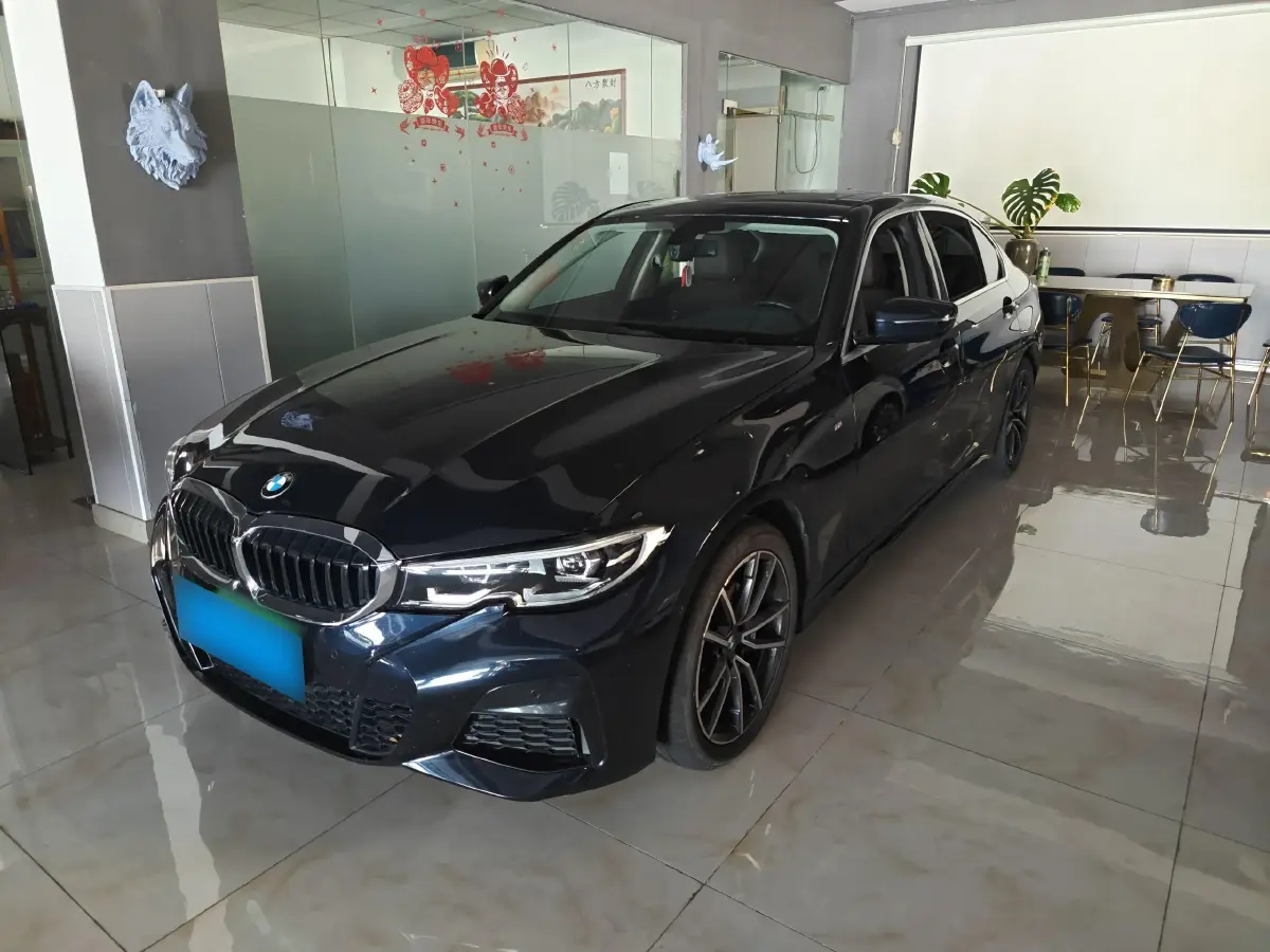 2021 BMW 3 Series 2.0T 156HP L4 8AT
