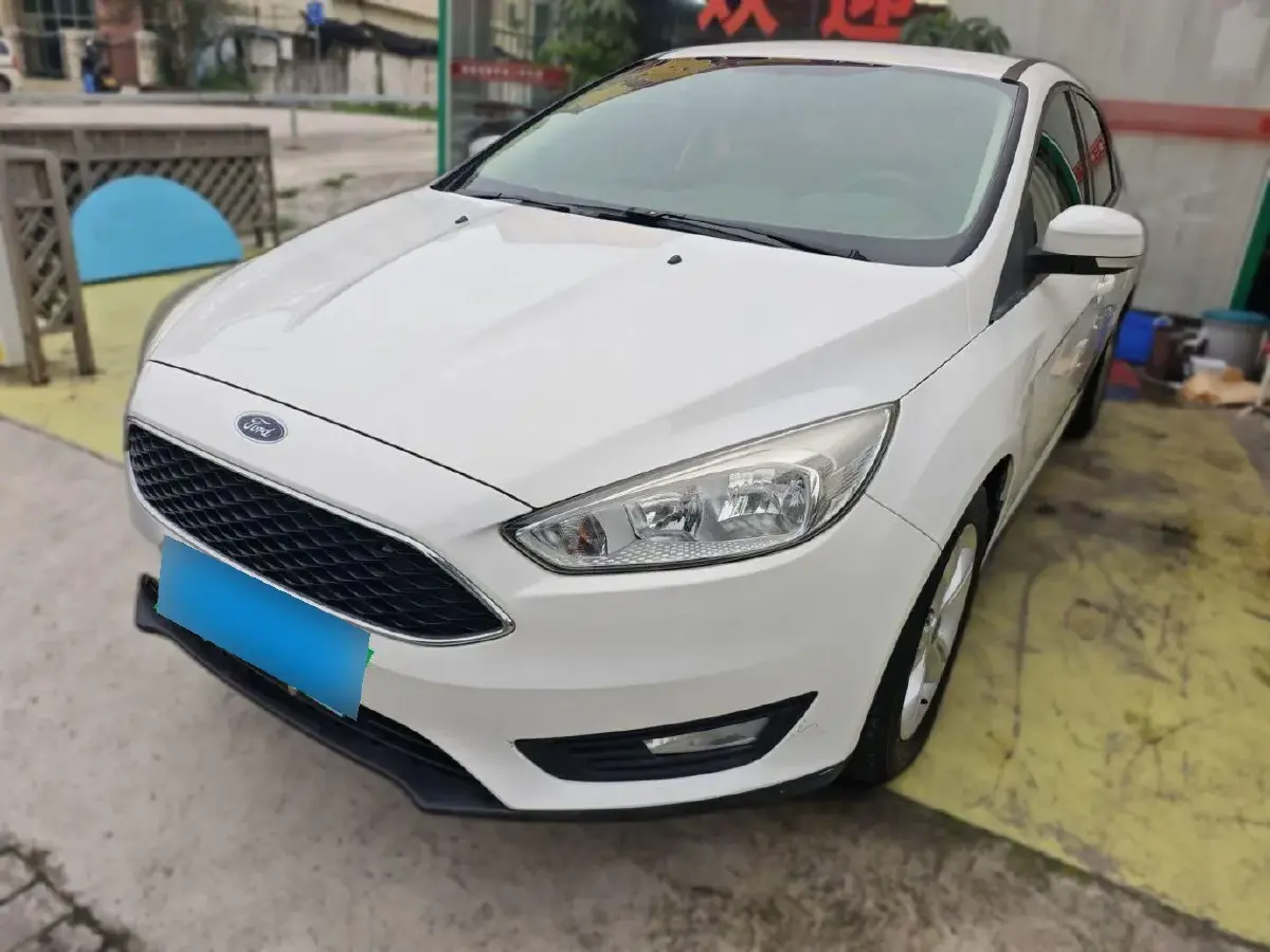 2017 Ford Focus 1.6L 125HP L4 6DCT