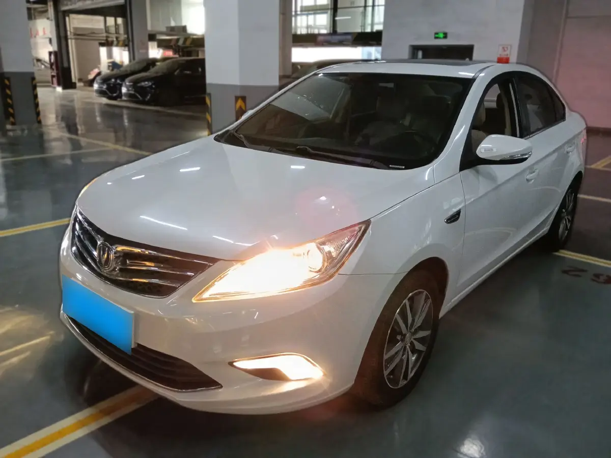 2015 ChangAn Eado 1.6L 125HP L4 4AT
