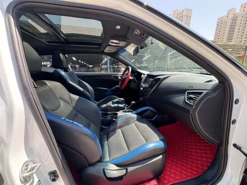 2015 Hyundai Veloster 1.6T 204HP L4 7DCT,autocango,china used car exporter,china ev exporter,chinese used car exporter,chinese used ev exporter