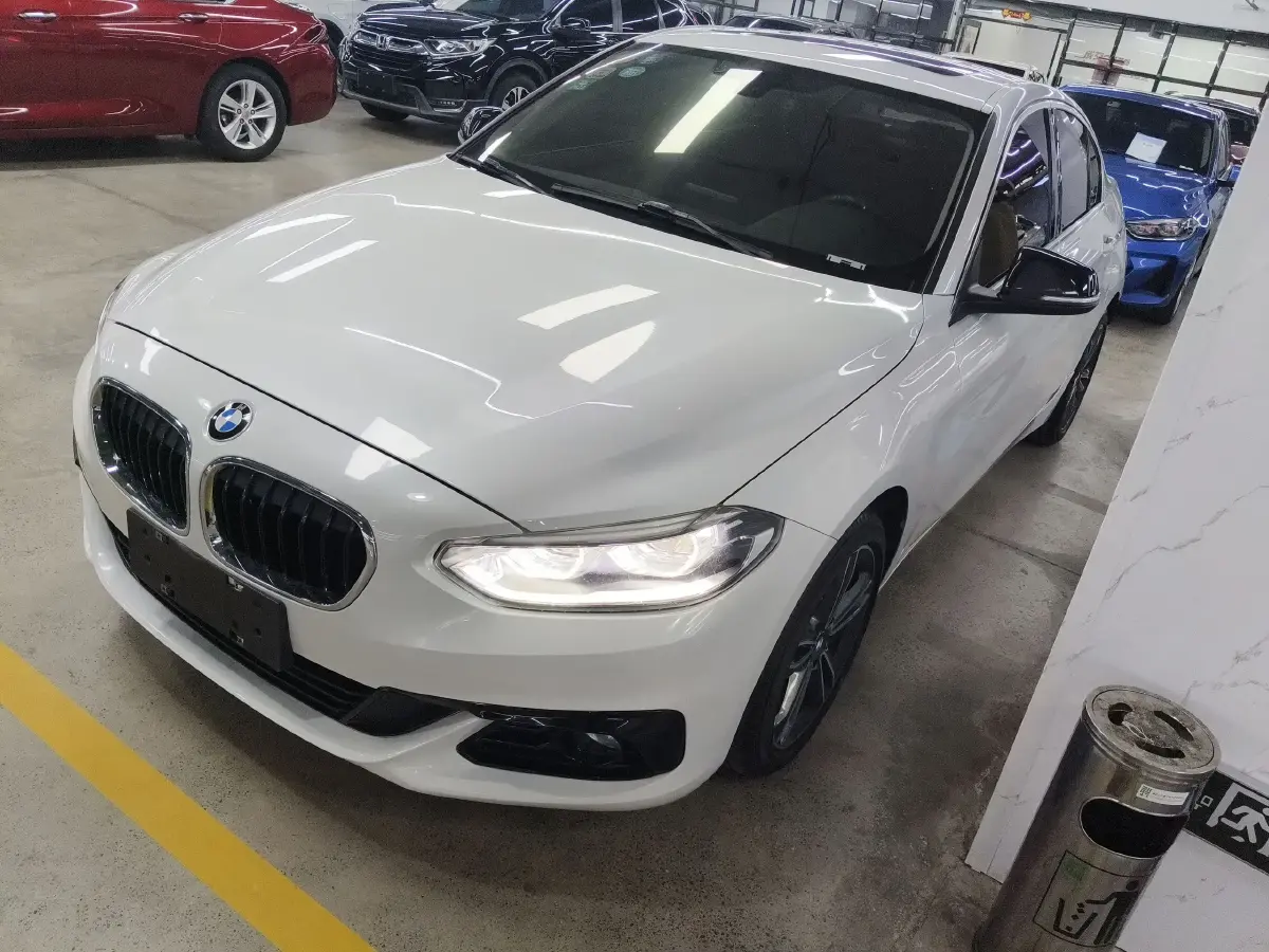 2018 BMW 1 Series 1.5T 136HP L3 6AT