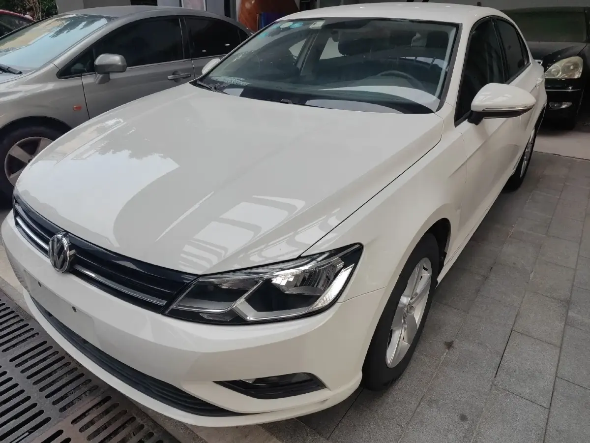 2018 Volkswagen Lamando 1.4T 131HP L4 7DCT