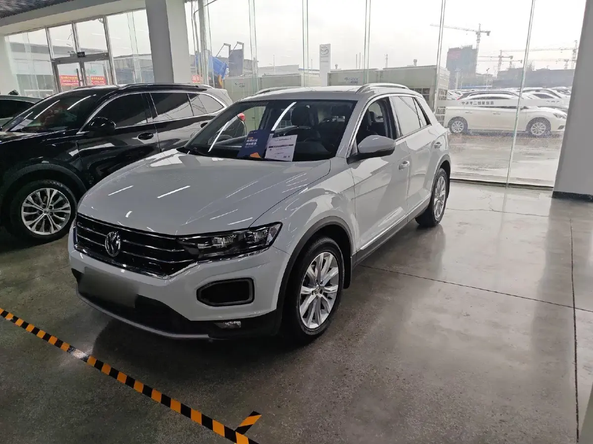 2020 Volkswagen T-Roc 1.4T 131HP L4 7DCT