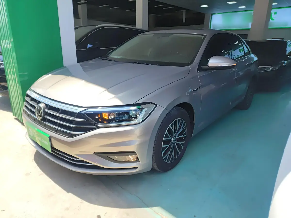 2020 Volkswagen Sagitar 1.4T 150HP L4 7DCT