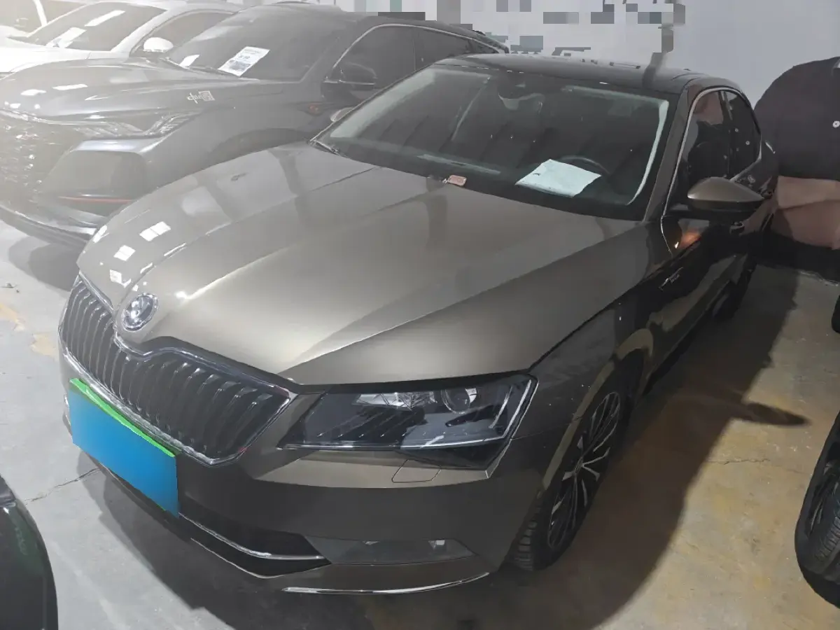 2016 Skoda Superb 1.8T 180HP L4 7DCT