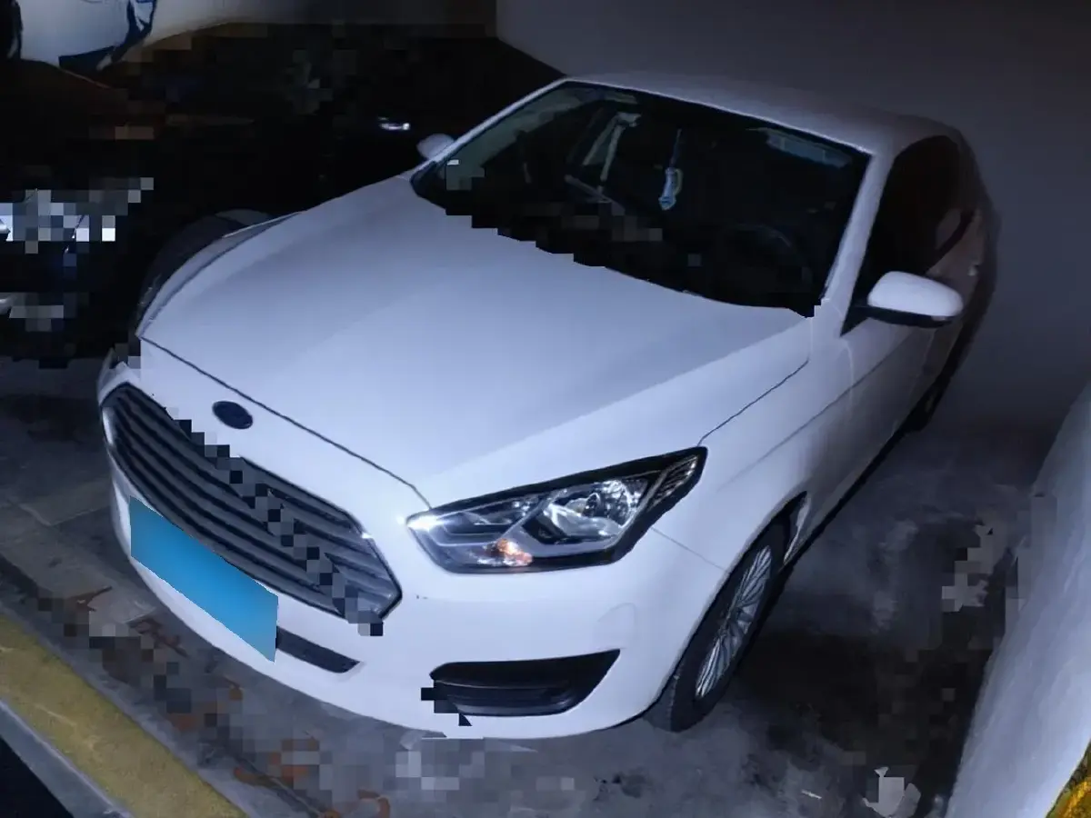 2017 Ford Escort 1.5L 113HP L4 6AT