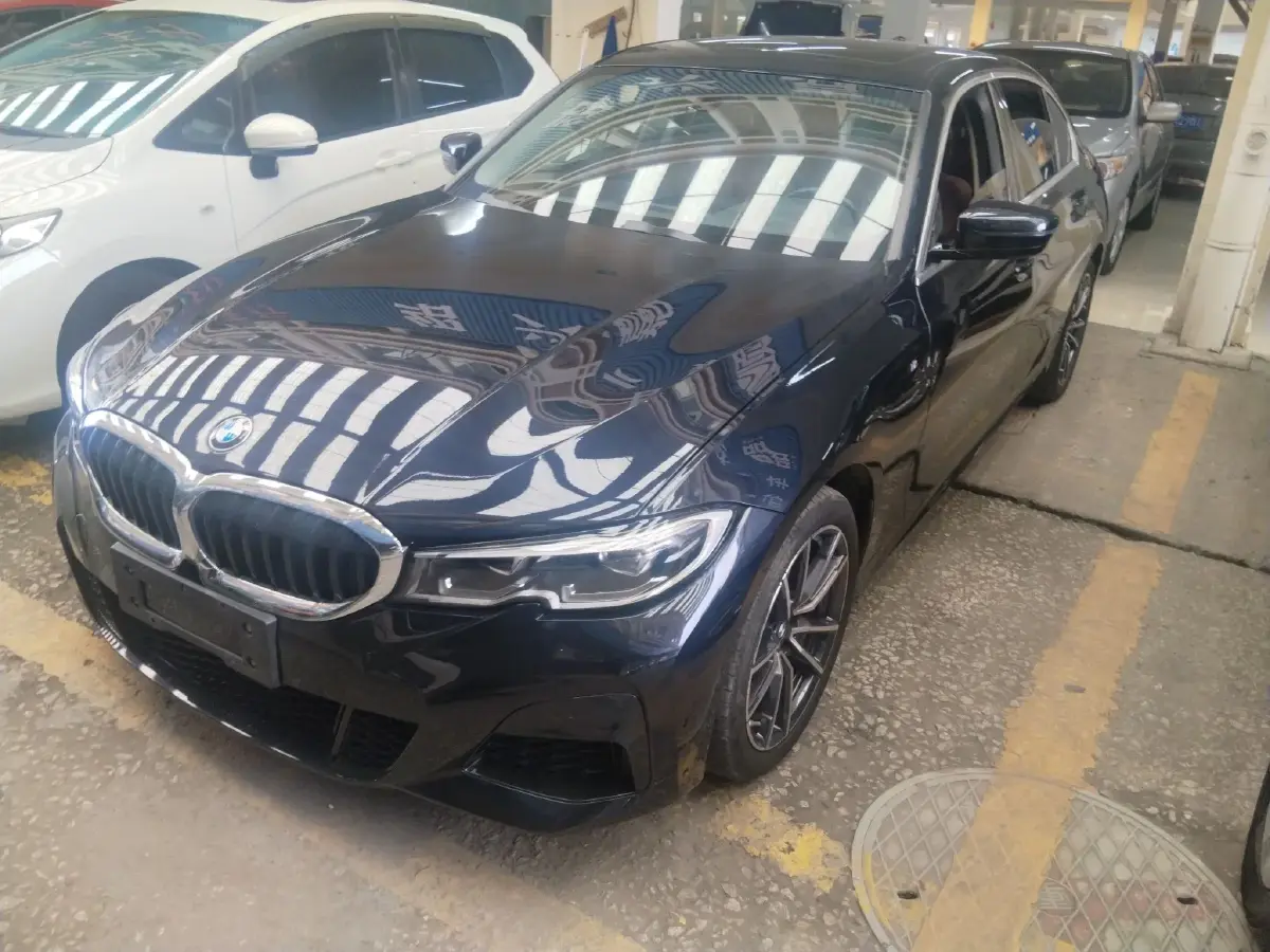 2022 BMW 3 Series 2.0T 156HP L4 8AT