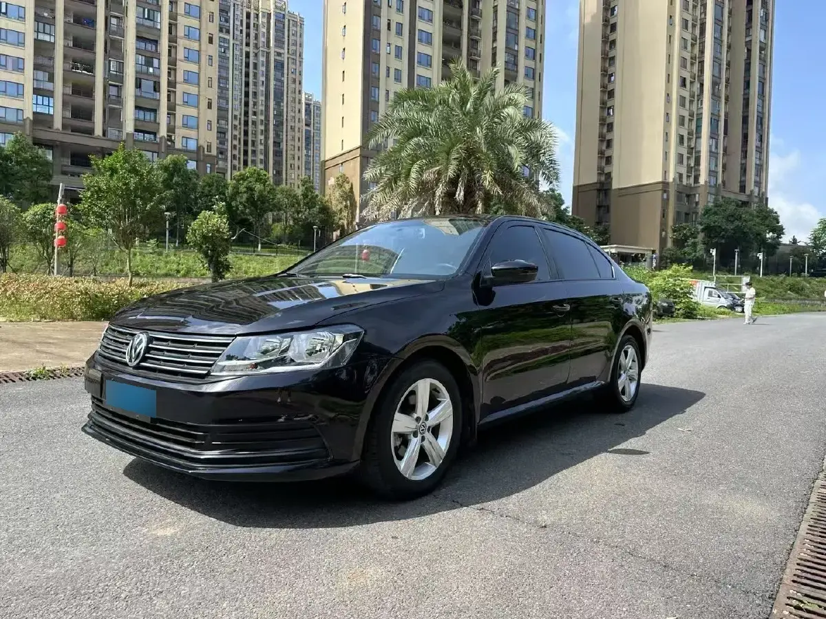 2017 Volkswagen Lavida 1.6L 110HP L4 6AT