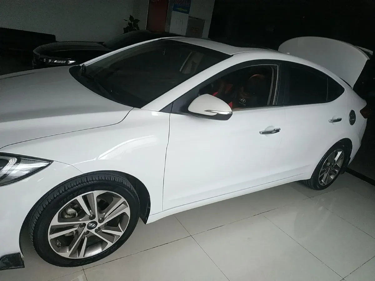 2016 Hyundai Elantra 1.6L 130HP L4 6AT,autocango,china used car exporter,china ev exporter,chinese used car exporter,chinese used ev exporter