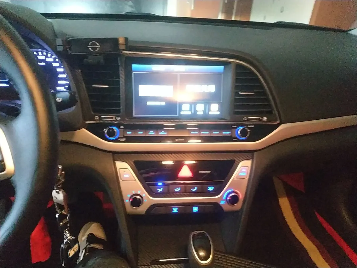 2016 Hyundai Elantra 1.6L 130HP L4 6AT,autocango,china used car exporter,china ev exporter,chinese used car exporter,chinese used ev exporter