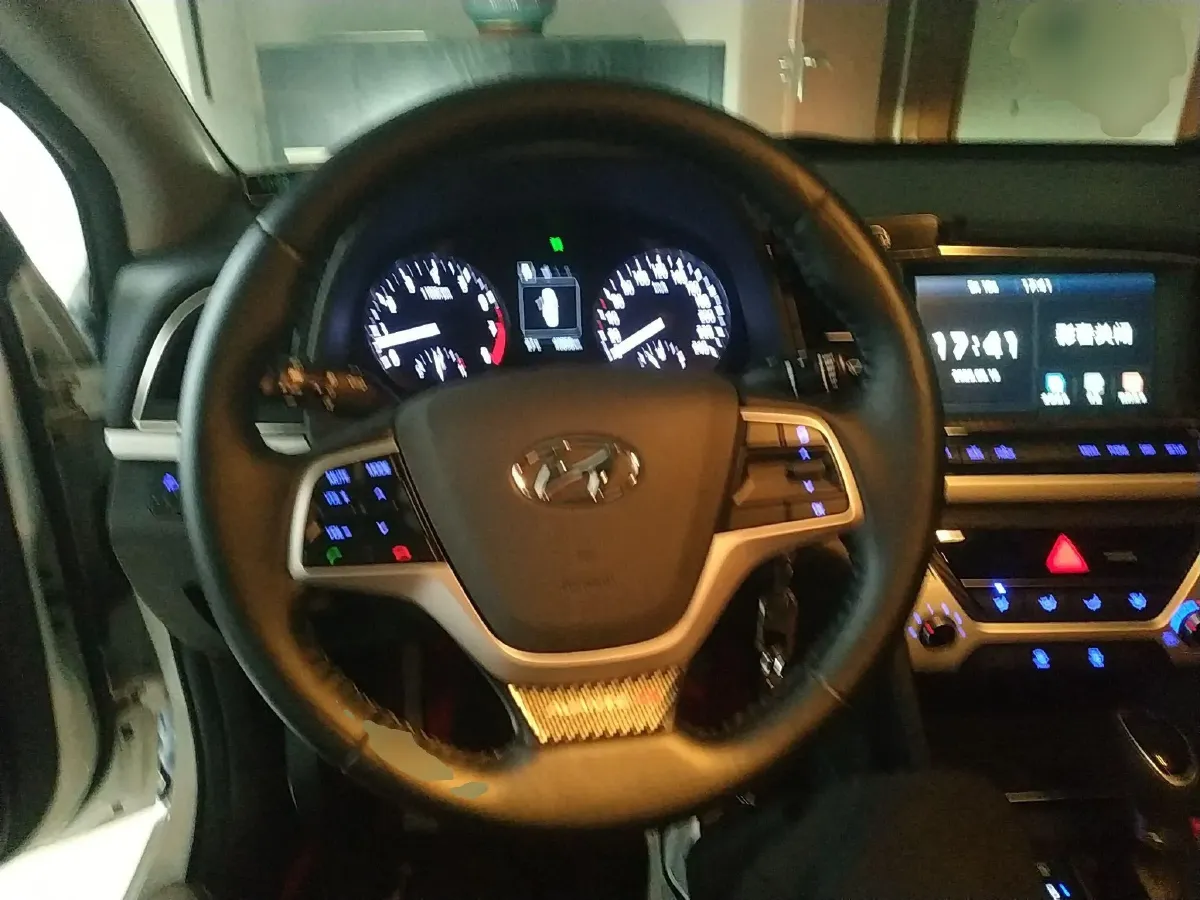 2016 Hyundai Elantra 1.6L 130HP L4 6AT,autocango,china used car exporter,china ev exporter,chinese used car exporter,chinese used ev exporter