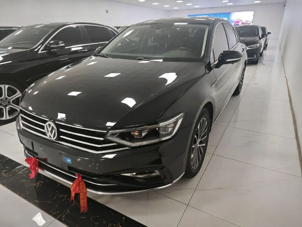 2020 Volkswagen Magotan 2.0T 186HP L4 7DCT