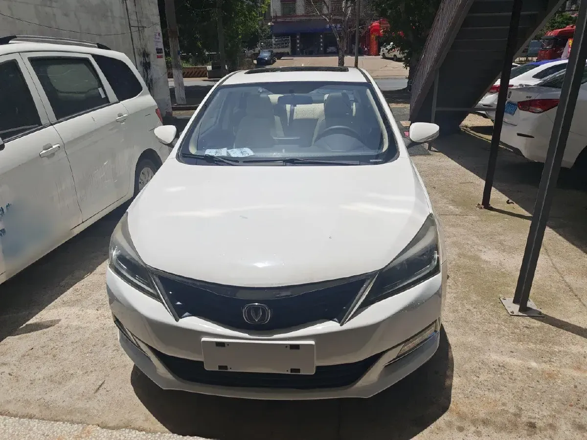 2016 ChangAn Alsvin V7 1.6L 124HP L4 5MT,autocango,china used car exporter,china ev exporter,chinese used car exporter,chinese used ev exporter