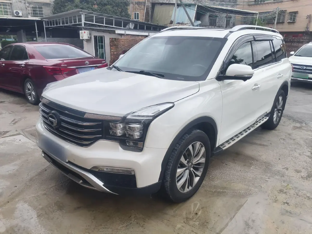 2017 GAC Trumpchi GS8 2.0T 201HP L4 6AT
