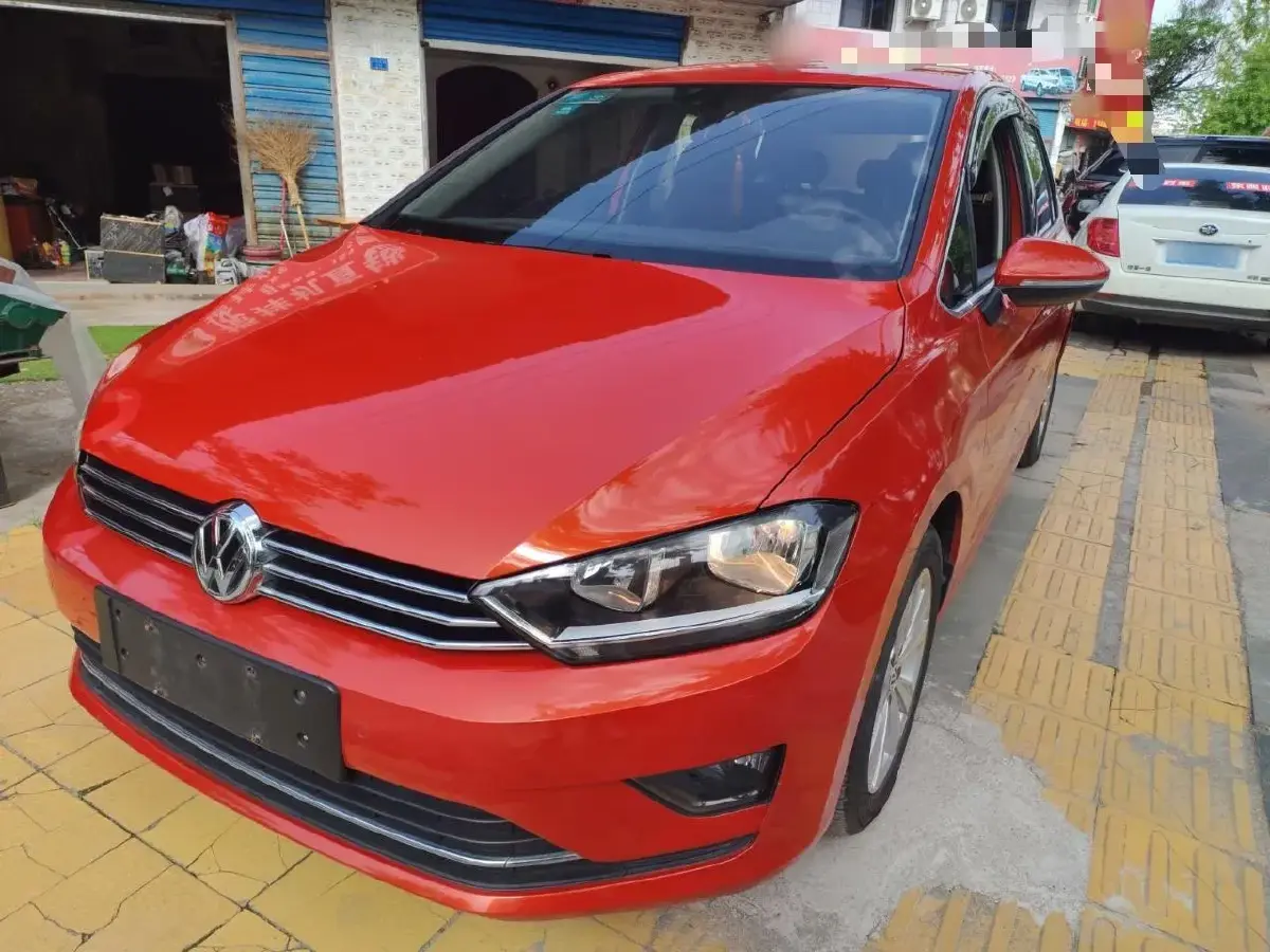 2016 Volkswagen Golf Sportsvan 1.4T 131HP L4 7DCT