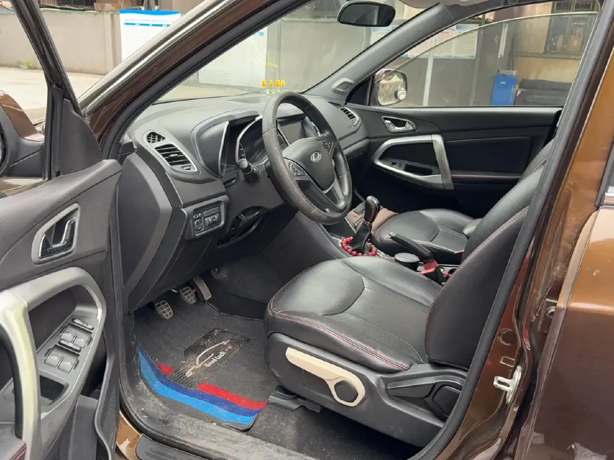 2014 Chery Tiggo 5 2.0L 139HP L4 5MT,autocango,china used car exporter,china ev exporter,chinese used car exporter,chinese used ev exporter