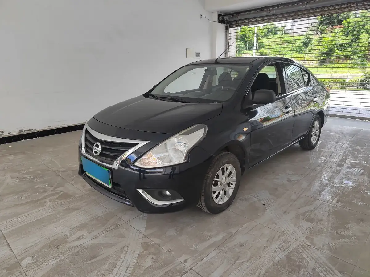 2014 Nissan Sunny 1.5L 112HP L4 CVT