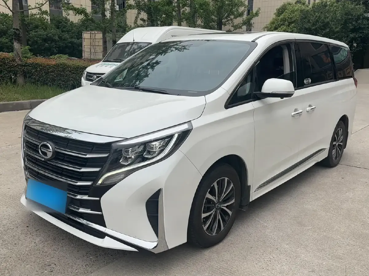 2021 GAC Trumpchi M8 2.0T 252HP L4 8AT