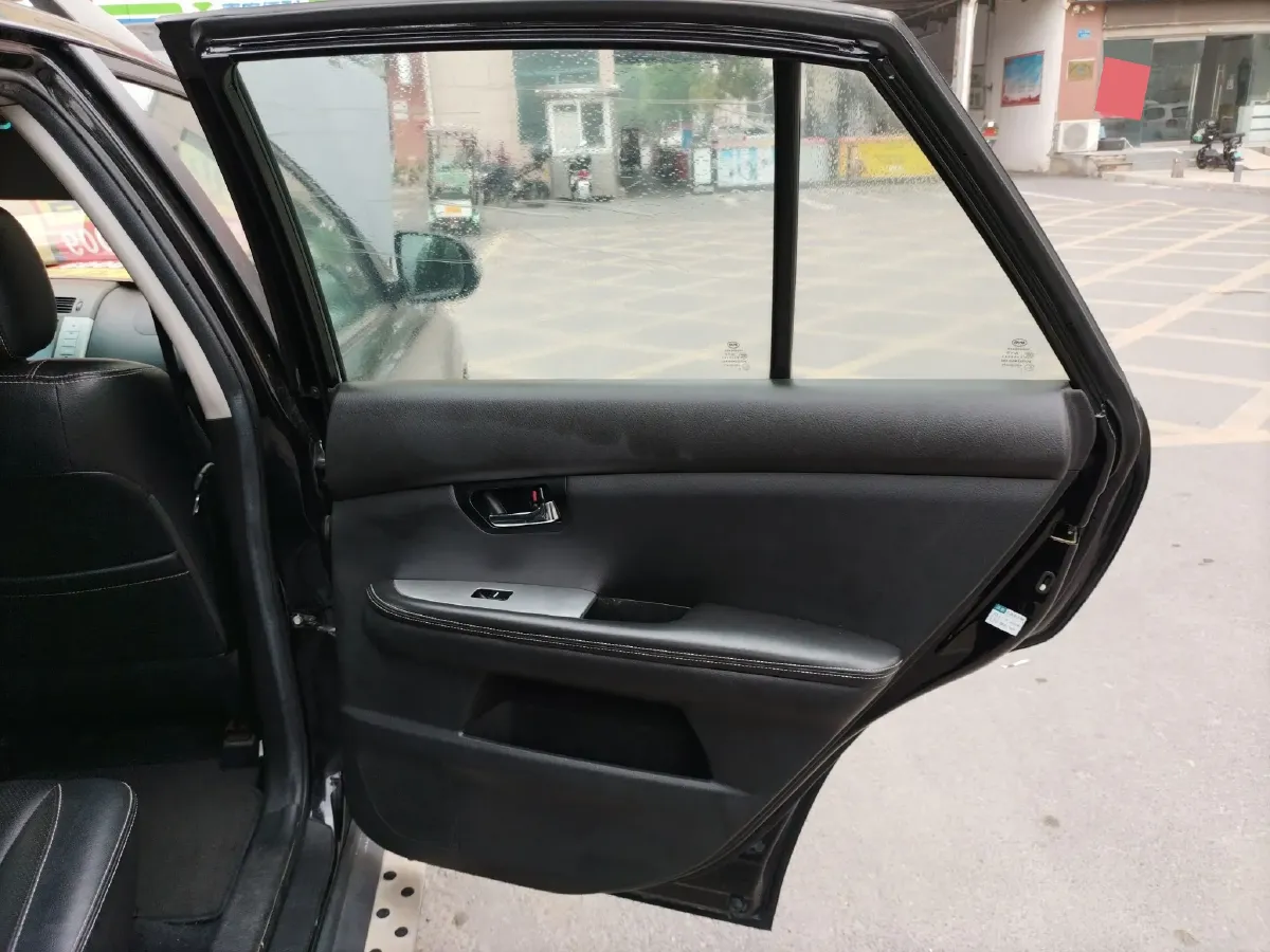 2013 BYD S6 2.4L 160HP L4 4AT,autocango,china used car exporter,china ev exporter,chinese used car exporter,chinese used ev exporter