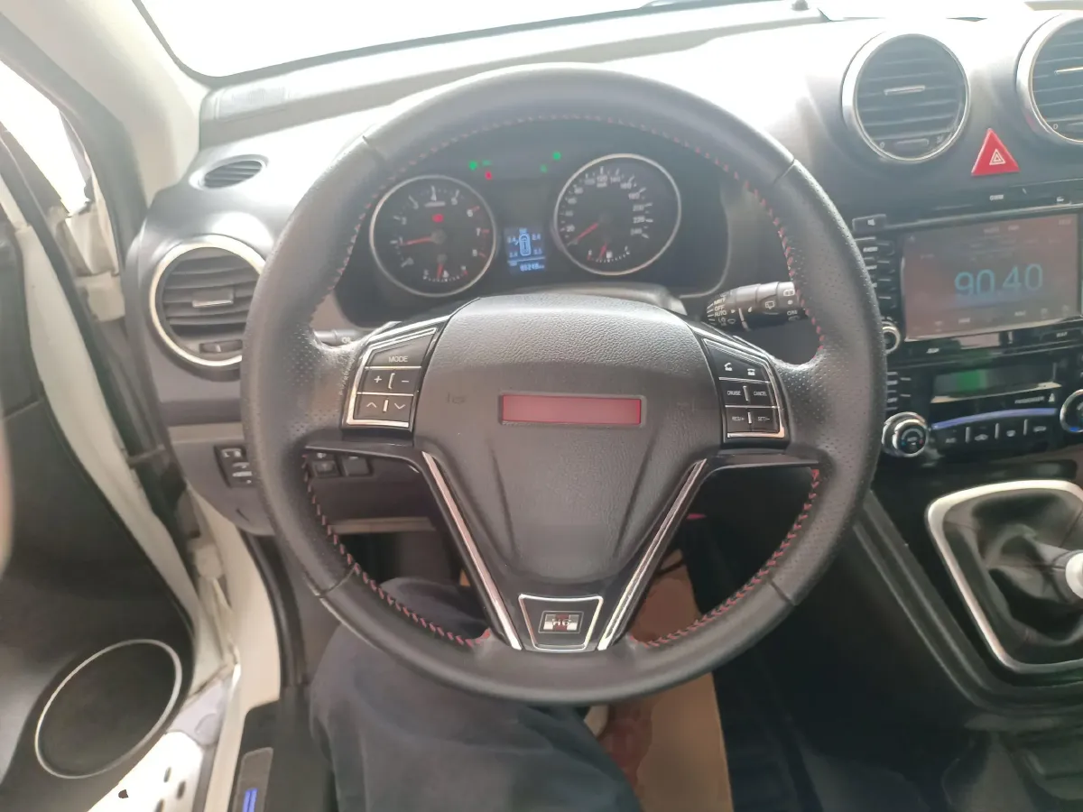2015 Haval H6 1.5T 150HP L4 6MT,autocango,china used car exporter,china ev exporter,chinese used car exporter,chinese used ev exporter