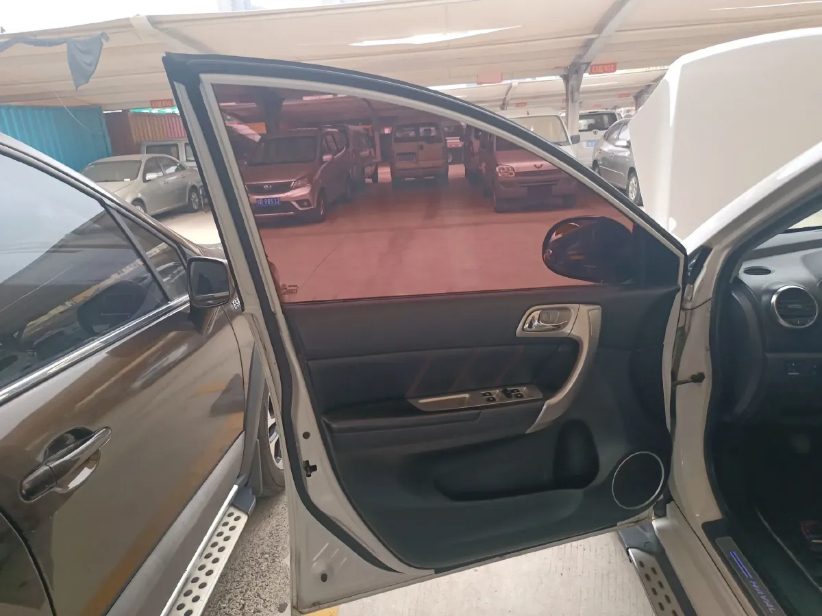 2015 Haval H6 1.5T 150HP L4 6MT,autocango,china used car exporter,china ev exporter,chinese used car exporter,chinese used ev exporter