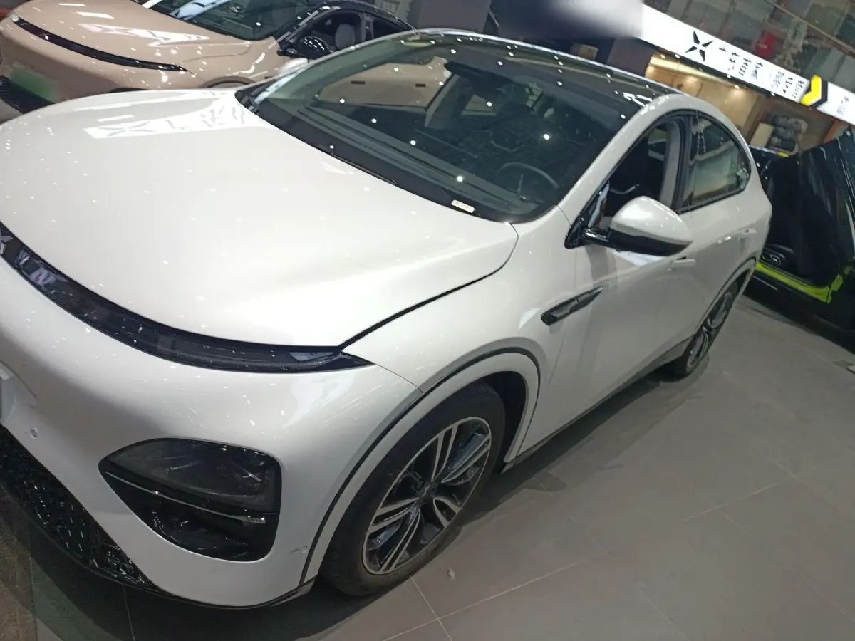 2023 Xpeng G6 BEV 66KWH