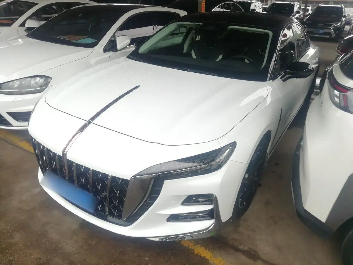 2024 HongQi H6 2.0T 224HP L4 8AT