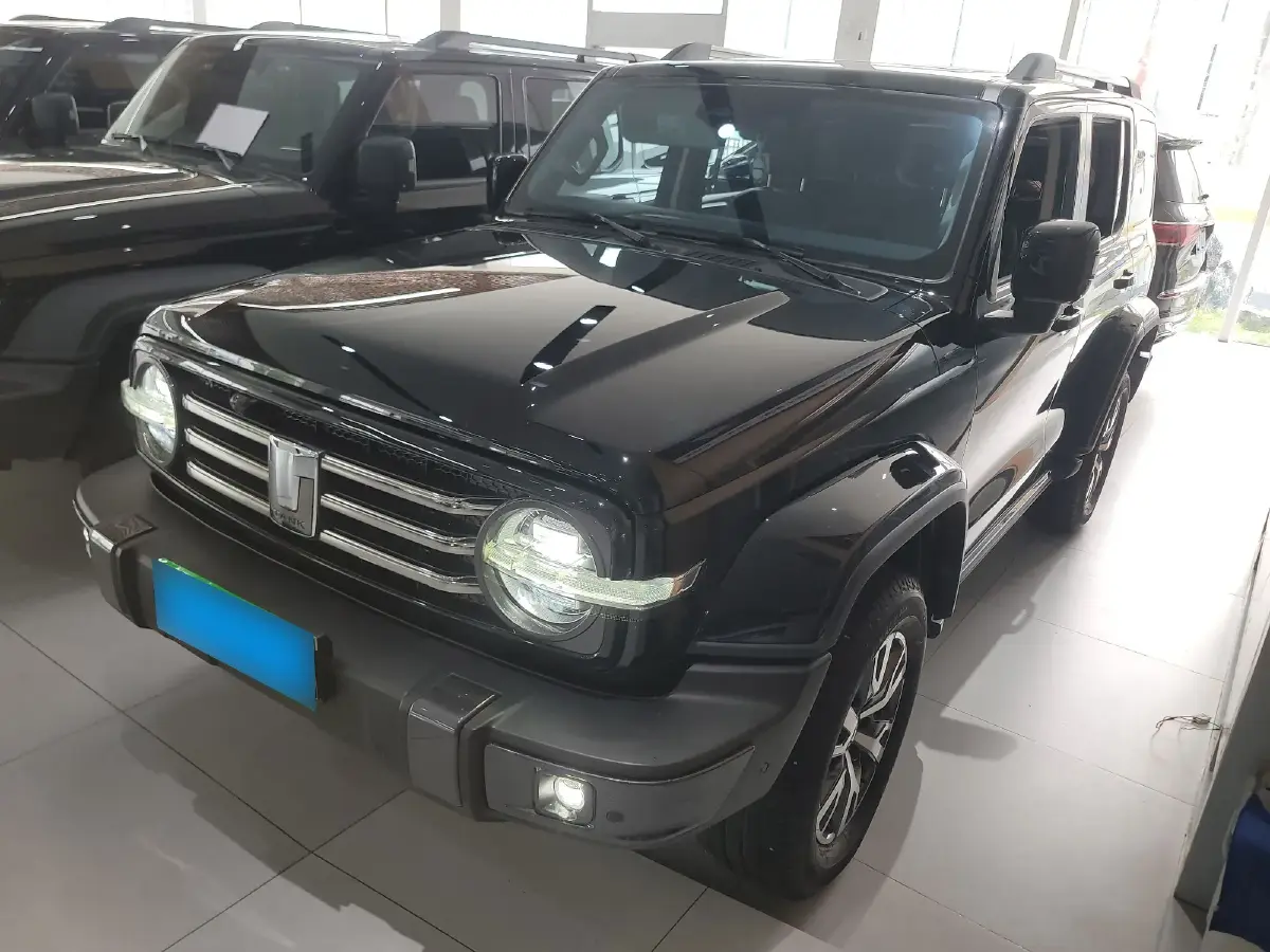 2021 Tank 300 2.0T 227HP L4 8AT