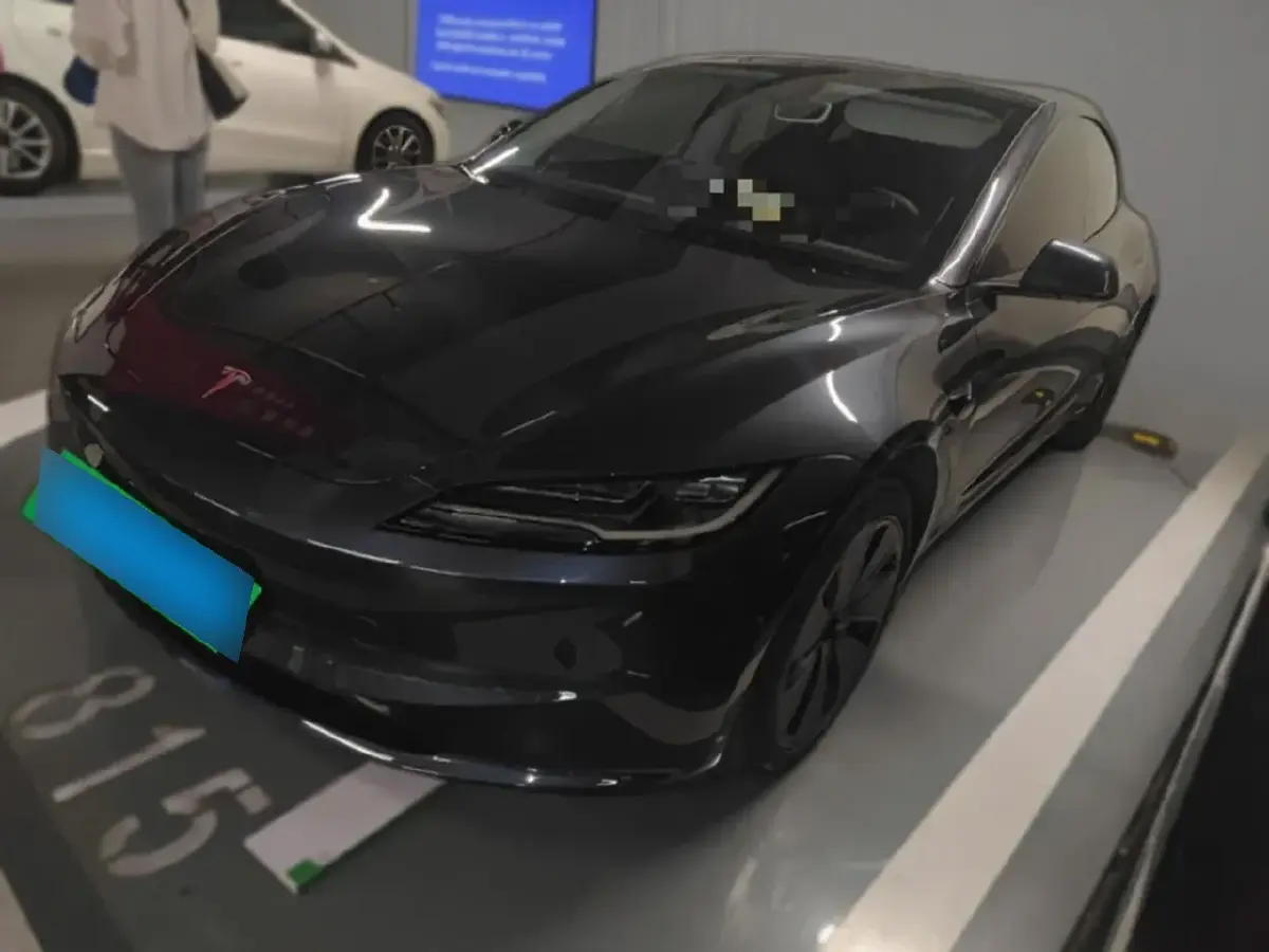 2023 Tesla Model 3 BEV 60KWH