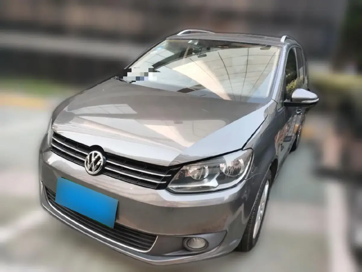 2011 Volkswagen Touran 1.4T 131HP L4 7DCT