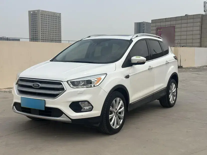 2017 Ford Kuga 2.0T 245HP L4 6AT
