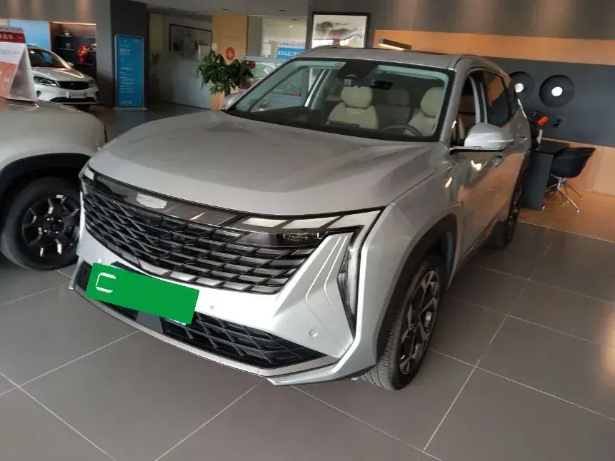 2023 Geely StarRay 1.5T 181HP L4 7DCT