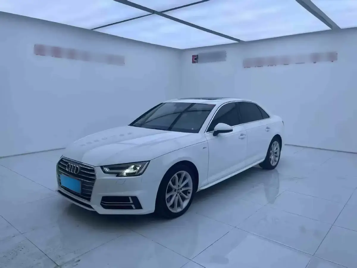 2018 Audi A4L 2.0T 190HP L4 7DCT
