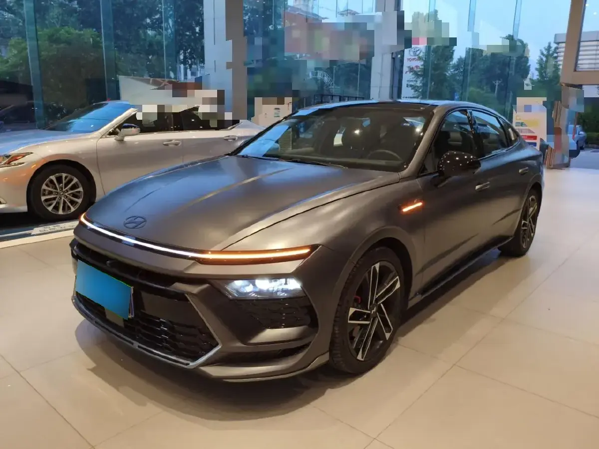 2024 Hyundai Sonata 2.0T 250HP L4 8AT