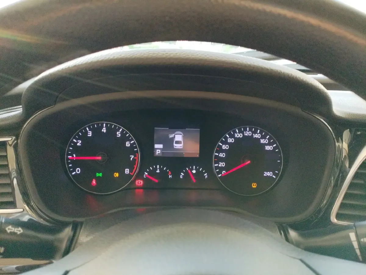 2017 Kia Cachet 1.8L 143HP L4 6AT,autocango,china used car exporter,china ev exporter,chinese used car exporter,chinese used ev exporter