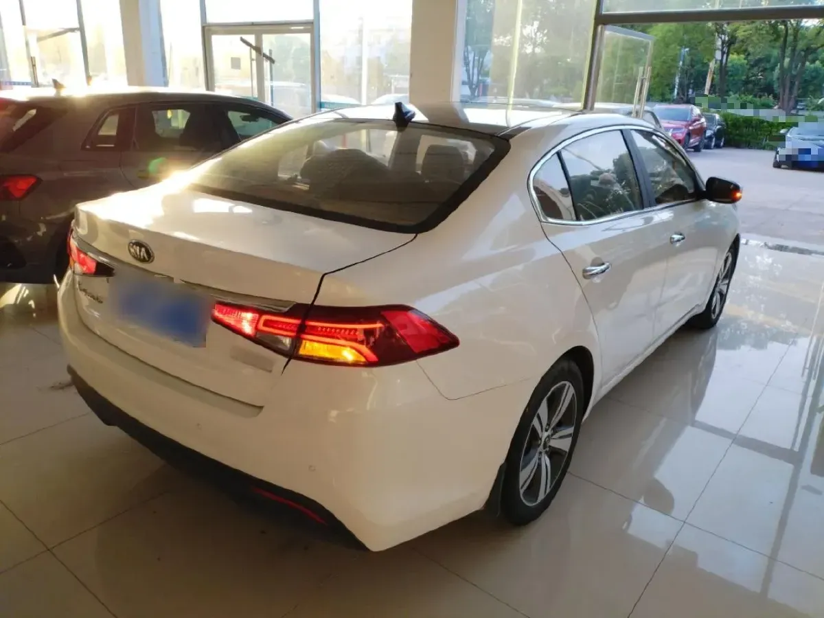2017 Kia Cachet 1.8L 143HP L4 6AT,autocango,china used car exporter,china ev exporter,chinese used car exporter,chinese used ev exporter